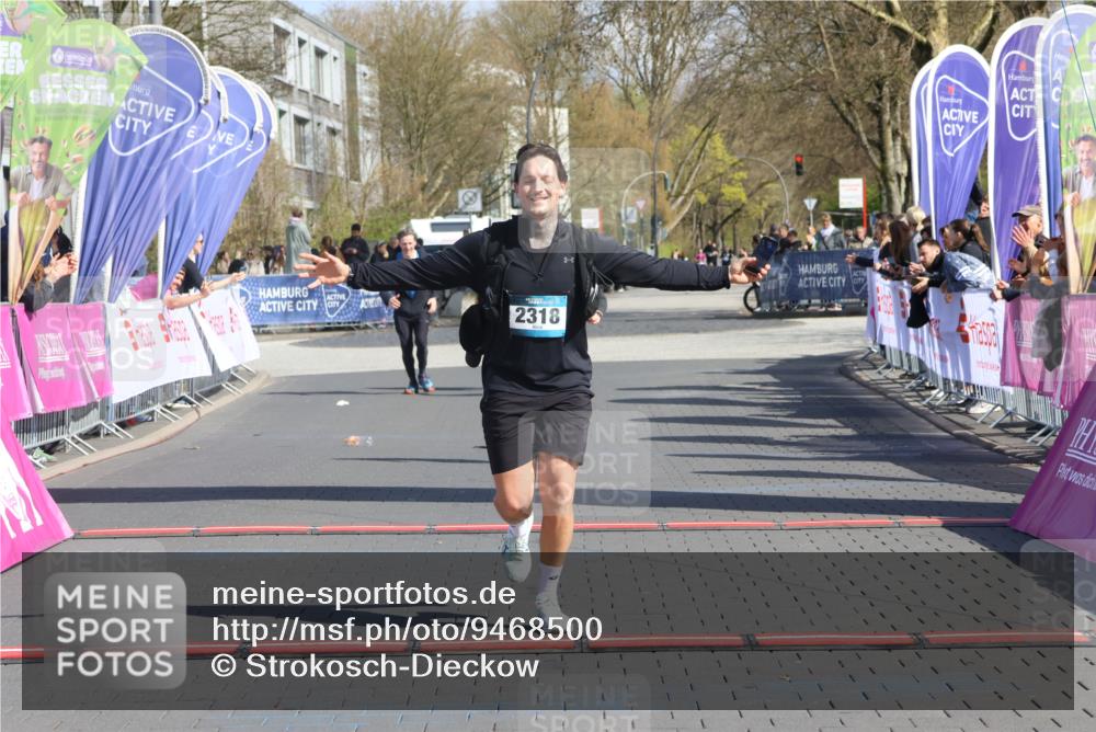 12.04.2026 - 45. Internationalen Wilhelmsburger Insellauf Strokosch-Dieckow http://msf.ph/oto/9468500 12.04.2026 11:20:20 Ziel 2318, 4058 meine-sportfotos.de