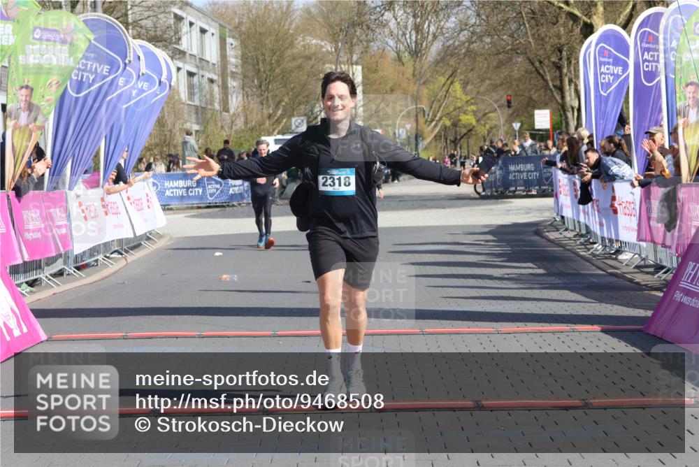 12.04.2026 - 45. Internationalen Wilhelmsburger Insellauf Strokosch-Dieckow http://msf.ph/oto/9468508 12.04.2026 11:20:21 Ziel 2318, 4058 meine-sportfotos.de