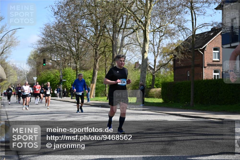 12.04.2026 - 45. Internationalen Wilhelmsburger Insellauf J. Mangold http://msf.ph/oto/9468562 12.04.2026 11:10:23 Ziel 2336, 2528, 3239, 2859, 2811, 2346, 3884, 3847, 3832, 2199, 3715, 2585, 4334, 2585, 4334, 3507, 3913, 2208, 2539, 2513, 2590, 2576 meine-sportfotos.de