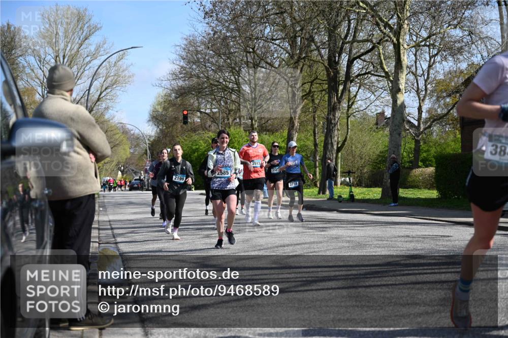 12.04.2026 - 45. Internationalen Wilhelmsburger Insellauf J. Mangold http://msf.ph/oto/9468589 12.04.2026 11:10:30 Ziel 3239, 2859, 2811, 2346, 3884, 3847, 3832, 2199, 3715, 2585, 4334, 3507, 3913, 2208, 2539, 2513, 2539, 2513, 2590, 2576, 2320, 5616, 2548 meine-sportfotos.de