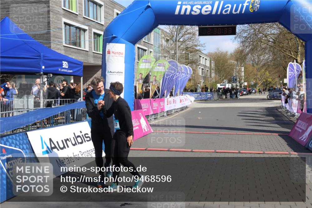 12.04.2026 - 45. Internationalen Wilhelmsburger Insellauf Strokosch-Dieckow http://msf.ph/oto/9468596 12.04.2026 11:20:32 Ziel  meine-sportfotos.de
