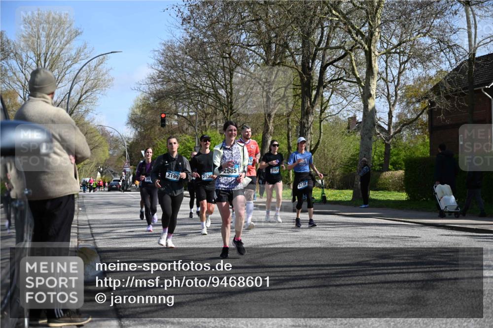 12.04.2026 - 45. Internationalen Wilhelmsburger Insellauf J. Mangold http://msf.ph/oto/9468601 12.04.2026 11:10:30 Ziel 3239, 2859, 2811, 2346, 3884, 3847, 3832, 2199, 3715, 2585, 4334, 3507, 3913, 2208, 2539, 2513, 2539, 2513, 2590, 2576, 2320, 5616, 2548 meine-sportfotos.de