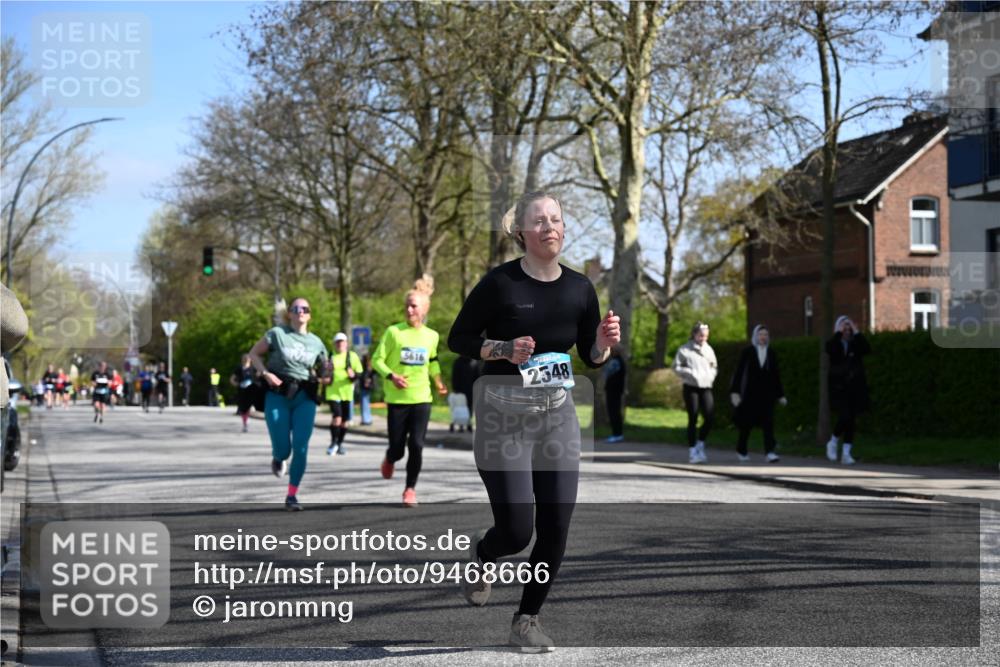 12.04.2026 - 45. Internationalen Wilhelmsburger Insellauf J. Mangold http://msf.ph/oto/9468666 12.04.2026 11:11:01 Ziel 2320, 5616, 2548, 2673, 2326, 2326, 4633, 2867, 3658, 2868, 3758, 3758, 4252, 4744, 4430, 2644 meine-sportfotos.de