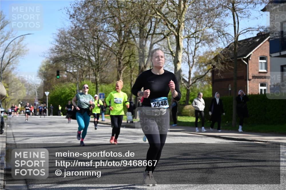 12.04.2026 - 45. Internationalen Wilhelmsburger Insellauf J. Mangold http://msf.ph/oto/9468667 12.04.2026 11:11:01 Ziel 2320, 5616, 2548, 2673, 2326, 2326, 4633, 2867, 3658, 2868, 3758, 3758, 4252, 4744, 4430, 2644 meine-sportfotos.de