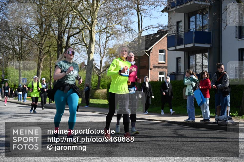 12.04.2026 - 45. Internationalen Wilhelmsburger Insellauf J. Mangold http://msf.ph/oto/9468688 12.04.2026 11:11:03 Ziel 2320, 5616, 2548, 2673, 2326, 4633, 2867, 3658, 2868, 3758, 4252, 4744, 4430, 2644, 3112, 2725, 2770 meine-sportfotos.de