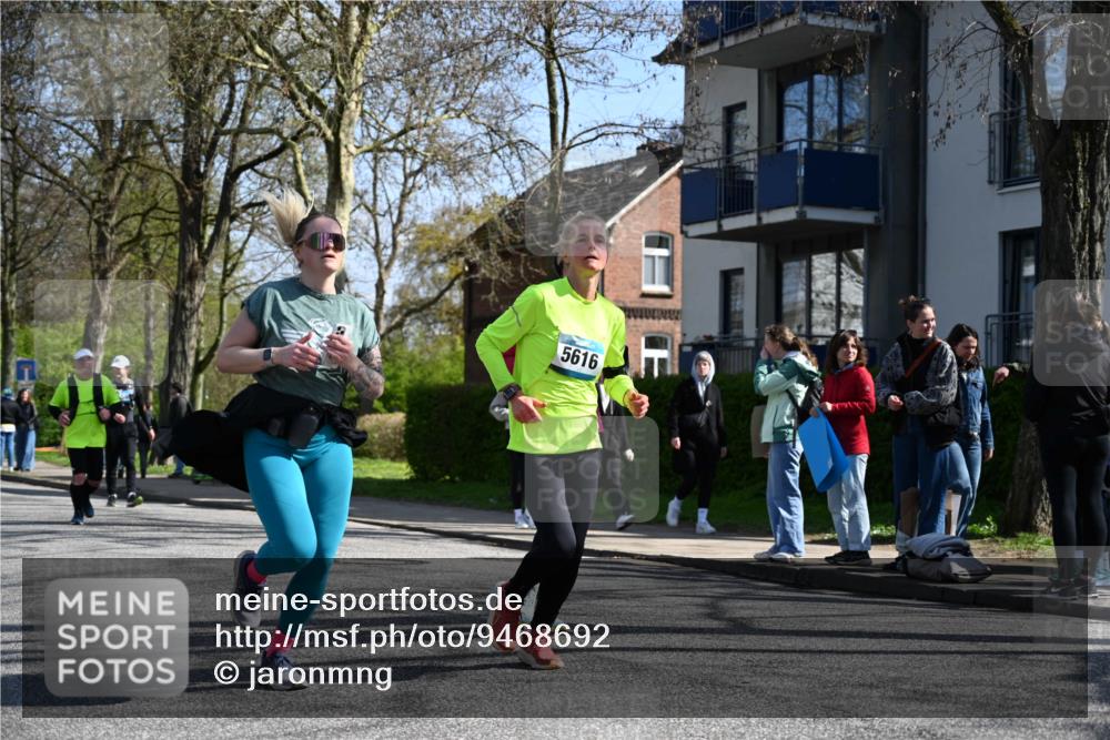 12.04.2026 - 45. Internationalen Wilhelmsburger Insellauf J. Mangold http://msf.ph/oto/9468692 12.04.2026 11:11:03 Ziel 2320, 5616, 2548, 2673, 2326, 4633, 2867, 3658, 2868, 3758, 4252, 4744, 4430, 2644, 3112, 2725, 2770 meine-sportfotos.de