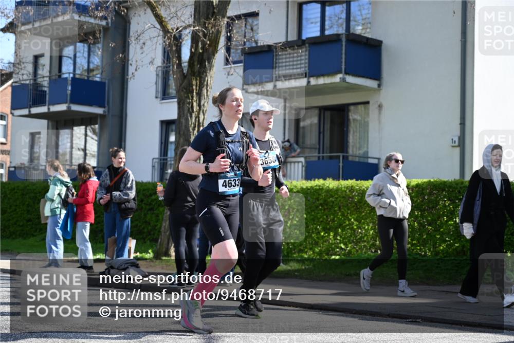 12.04.2026 - 45. Internationalen Wilhelmsburger Insellauf J. Mangold http://msf.ph/oto/9468717 12.04.2026 11:11:13 Ziel 2320, 5616, 2548, 2673, 2326, 4633, 2867, 3658, 2868, 3758, 3758, 4252, 4744, 4430, 2644, 3112, 2725, 2770, 3029, 3028, 3751 meine-sportfotos.de