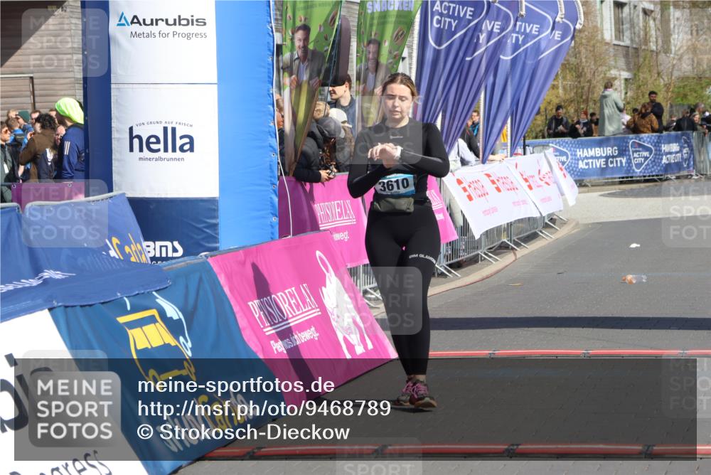 12.04.2026 - 45. Internationalen Wilhelmsburger Insellauf Strokosch-Dieckow http://msf.ph/oto/9468789 12.04.2026 11:21:34 Ziel 3610 meine-sportfotos.de