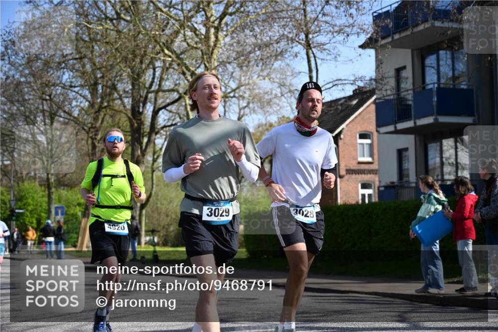 12.04.2026 - 45. Internationalen Wilhelmsburger Insellauf J. Mangold http://msf.ph/oto/9468791 12.04.2026 11:11:45 Ziel 4430, 2644, 3112, 2725, 2770, 3029, 3028, 3751, 4920, 3046, 2817, 2916, 4971, 2489, 3844, 2489, 3844, 5741, 2668, 2816, 2918, 3589, 2135 meine-sportfotos.de
