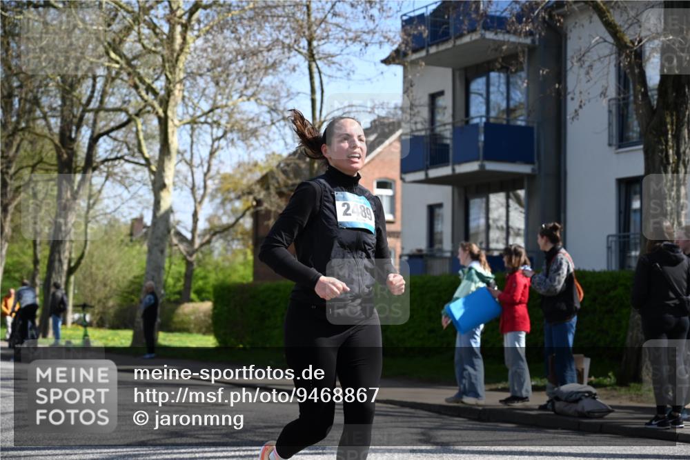 12.04.2026 - 45. Internationalen Wilhelmsburger Insellauf J. Mangold http://msf.ph/oto/9468867 12.04.2026 11:12:03 Ziel 4920, 3046, 2817, 2916, 4971, 2489, 3844, 5741, 2668, 2816, 2816, 2918, 3589, 2135, 2435, 3517, 2739, 3003, 2753 meine-sportfotos.de