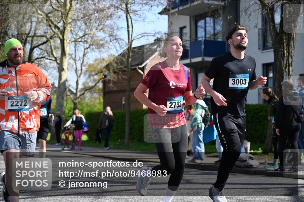 12.04.2026 - 45. Internationalen Wilhelmsburger Insellauf J. Mangold http://msf.ph/oto/9468983 12.04.2026 11:12:33 Ziel 2135, 2435, 3517, 2739, 3003, 2753, 2272, 3718, 3405, 3714, 3703 meine-sportfotos.de