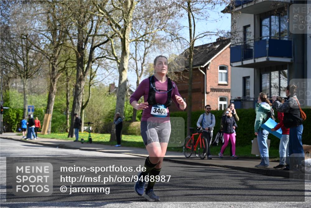 12.04.2026 - 45. Internationalen Wilhelmsburger Insellauf J. Mangold http://msf.ph/oto/9468987 12.04.2026 11:12:39 Ziel 2435, 3517, 2739, 3003, 2753, 2272, 3718, 3405, 3714, 3703, 3092, 3155 meine-sportfotos.de