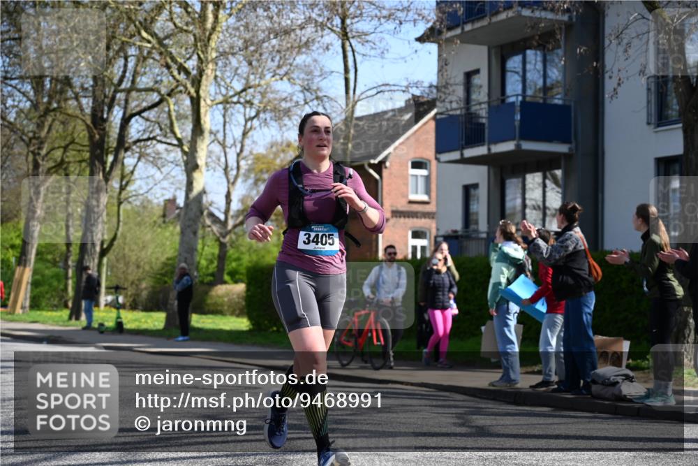 12.04.2026 - 45. Internationalen Wilhelmsburger Insellauf J. Mangold http://msf.ph/oto/9468991 12.04.2026 11:12:39 Ziel 2435, 3517, 2739, 3003, 2753, 2272, 3718, 3405, 3714, 3703, 3092, 3155 meine-sportfotos.de