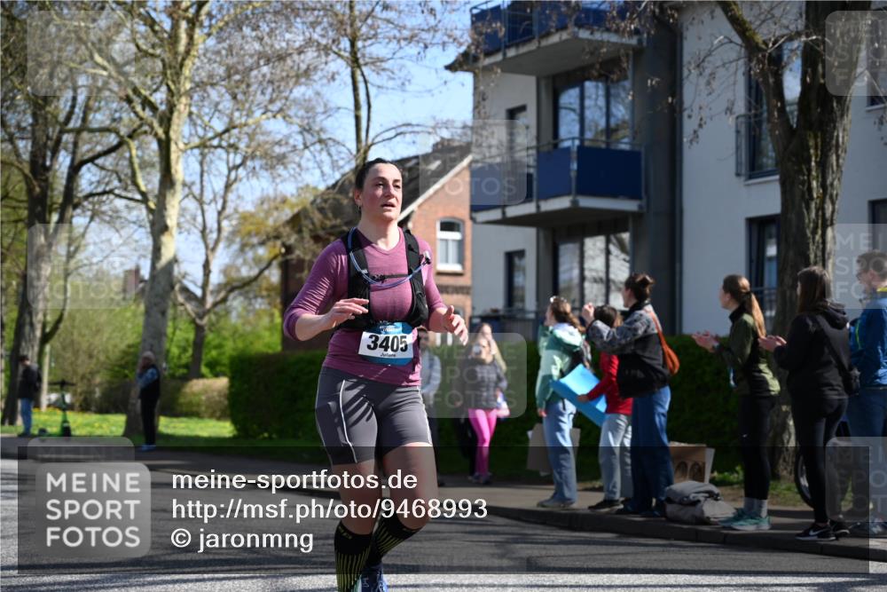 12.04.2026 - 45. Internationalen Wilhelmsburger Insellauf J. Mangold http://msf.ph/oto/9468993 12.04.2026 11:12:40 Ziel 2435, 3517, 2739, 3003, 2753, 2272, 3718, 3405, 3714, 3703, 3092, 3155 meine-sportfotos.de