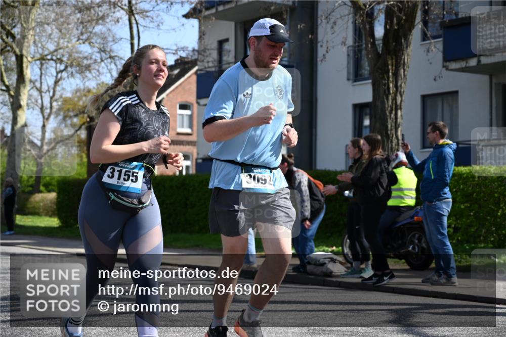 12.04.2026 - 45. Internationalen Wilhelmsburger Insellauf J. Mangold http://msf.ph/oto/9469024 12.04.2026 11:13:03 Ziel 3714, 3703, 3092, 3155, 2527, 2526 meine-sportfotos.de