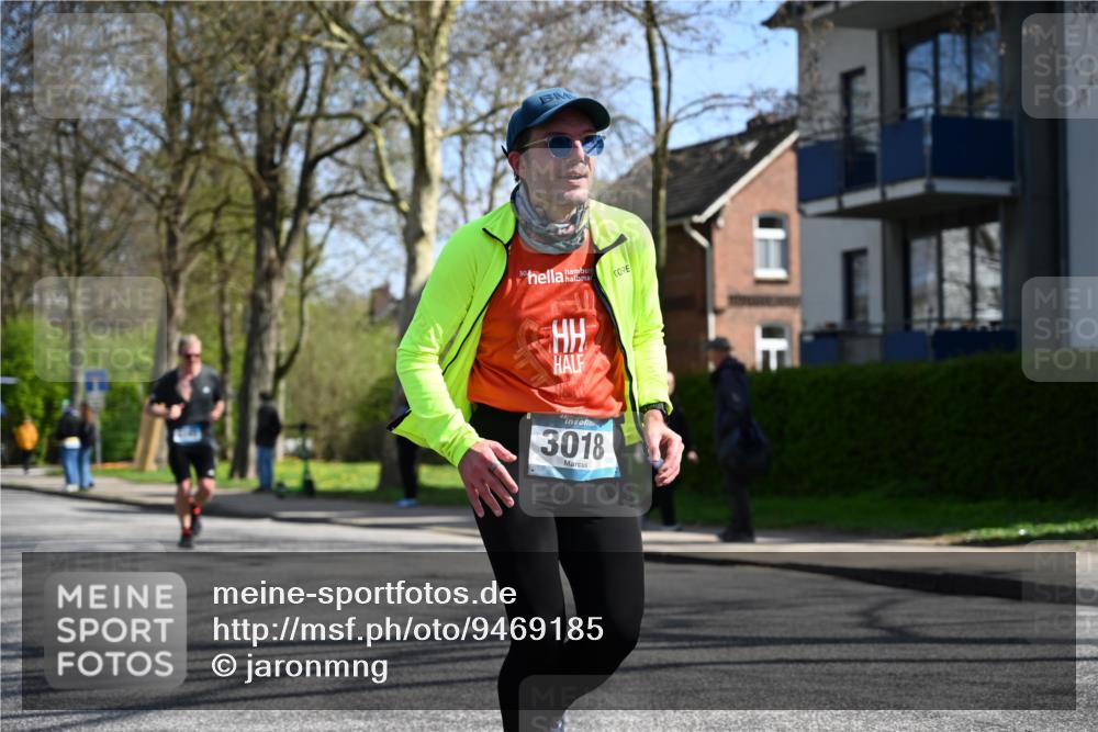 12.04.2026 - 45. Internationalen Wilhelmsburger Insellauf J. Mangold http://msf.ph/oto/9469185 12.04.2026 11:14:19 Ziel 3202, 4548, 2404, 4982, 3343, 2452, 3018, 2424, 2565, 3508 meine-sportfotos.de