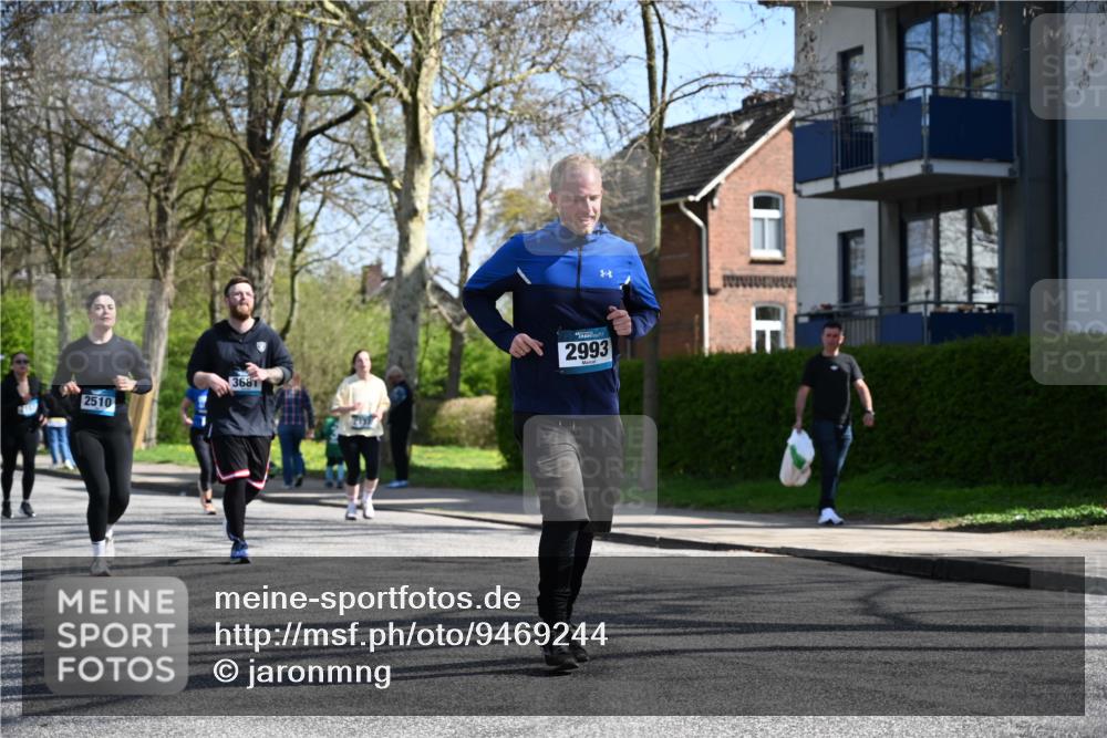 12.04.2026 - 45. Internationalen Wilhelmsburger Insellauf J. Mangold http://msf.ph/oto/9469244 12.04.2026 11:14:57 Ziel 3508, 2165, 2510, 3681, 2157, 2157, 2993, 2137, 3607 meine-sportfotos.de
