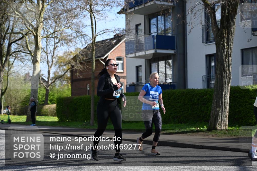 12.04.2026 - 45. Internationalen Wilhelmsburger Insellauf J. Mangold http://msf.ph/oto/9469277 12.04.2026 11:15:02 Ziel 3508, 2165, 2510, 3681, 2157, 2993, 2137, 3607, 3607, 2561 meine-sportfotos.de