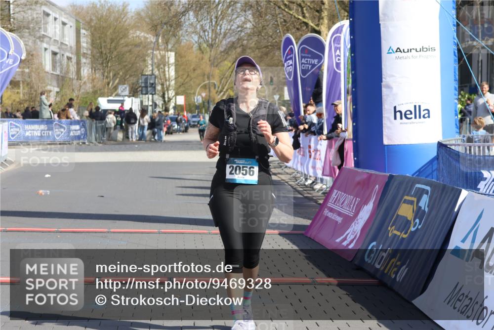 12.04.2026 - 45. Internationalen Wilhelmsburger Insellauf Strokosch-Dieckow http://msf.ph/oto/9469328 12.04.2026 11:23:01 Ziel 2056 meine-sportfotos.de