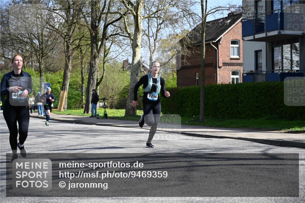 12.04.2026 - 45. Internationalen Wilhelmsburger Insellauf J. Mangold http://msf.ph/oto/9469359 12.04.2026 11:16:14 Ziel 2467, 2468, 2296, 4497, 3543, 3543, 2329, 5756, 5756, 3891, 4590, 2828, 2823 meine-sportfotos.de