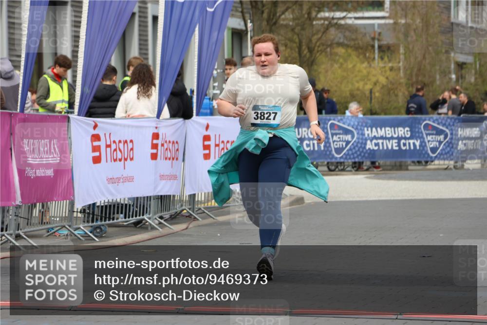 12.04.2026 - 45. Internationalen Wilhelmsburger Insellauf Strokosch-Dieckow http://msf.ph/oto/9469373 12.04.2026 13:40:26 Ziel 3827 meine-sportfotos.de