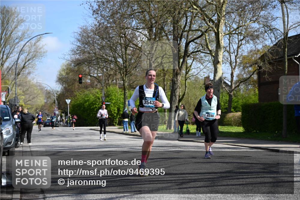 12.04.2026 - 45. Internationalen Wilhelmsburger Insellauf J. Mangold http://msf.ph/oto/9469395 12.04.2026 11:16:31 Ziel 4497, 3543, 2329, 5756, 3891, 4590, 4590, 2828, 2823, 3622, 3080 meine-sportfotos.de
