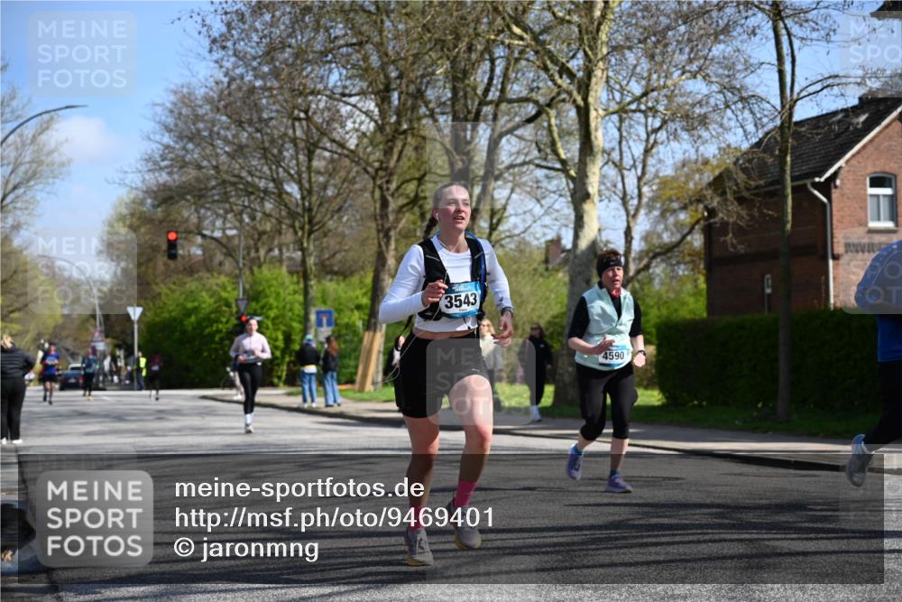 12.04.2026 - 45. Internationalen Wilhelmsburger Insellauf J. Mangold http://msf.ph/oto/9469401 12.04.2026 11:16:31 Ziel 4497, 3543, 2329, 5756, 3891, 4590, 4590, 2828, 2823, 3622, 3080 meine-sportfotos.de