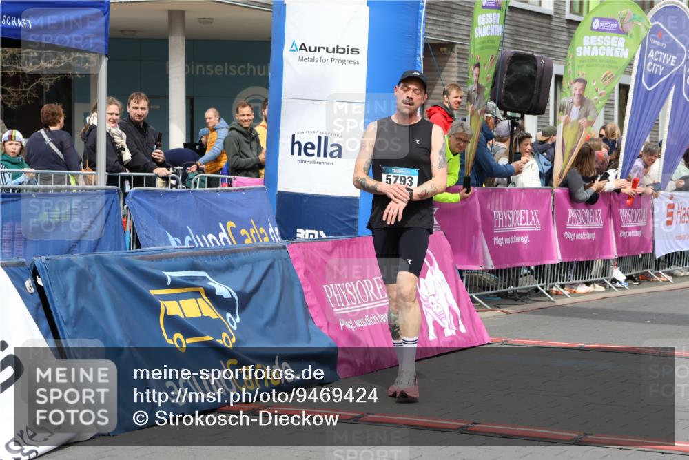 12.04.2026 - 45. Internationalen Wilhelmsburger Insellauf Strokosch-Dieckow http://msf.ph/oto/9469424 12.04.2026 12:50:01 Ziel 5793 meine-sportfotos.de