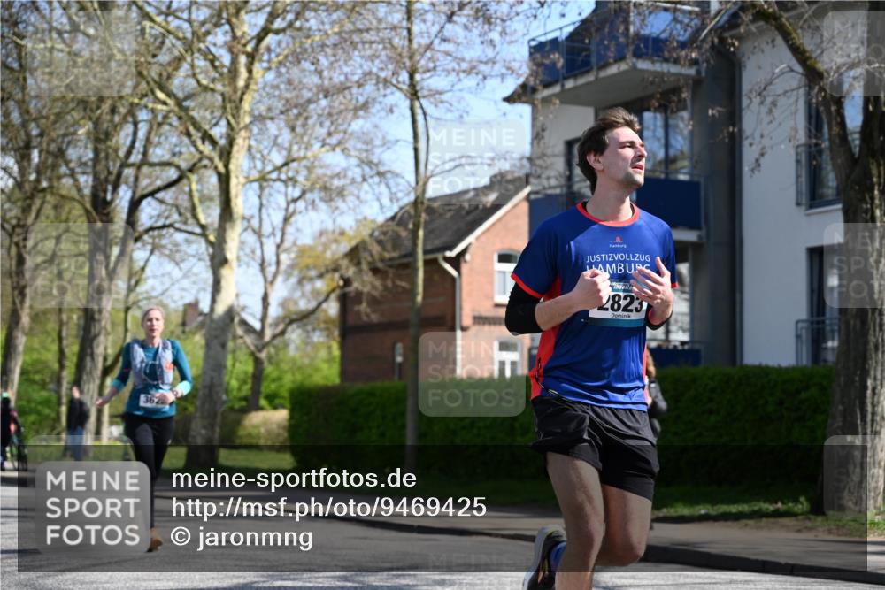 12.04.2026 - 45. Internationalen Wilhelmsburger Insellauf J. Mangold http://msf.ph/oto/9469425 12.04.2026 11:16:49 Ziel 5756, 3891, 4590, 2828, 2823, 3622, 3080, 2597, 4136 meine-sportfotos.de