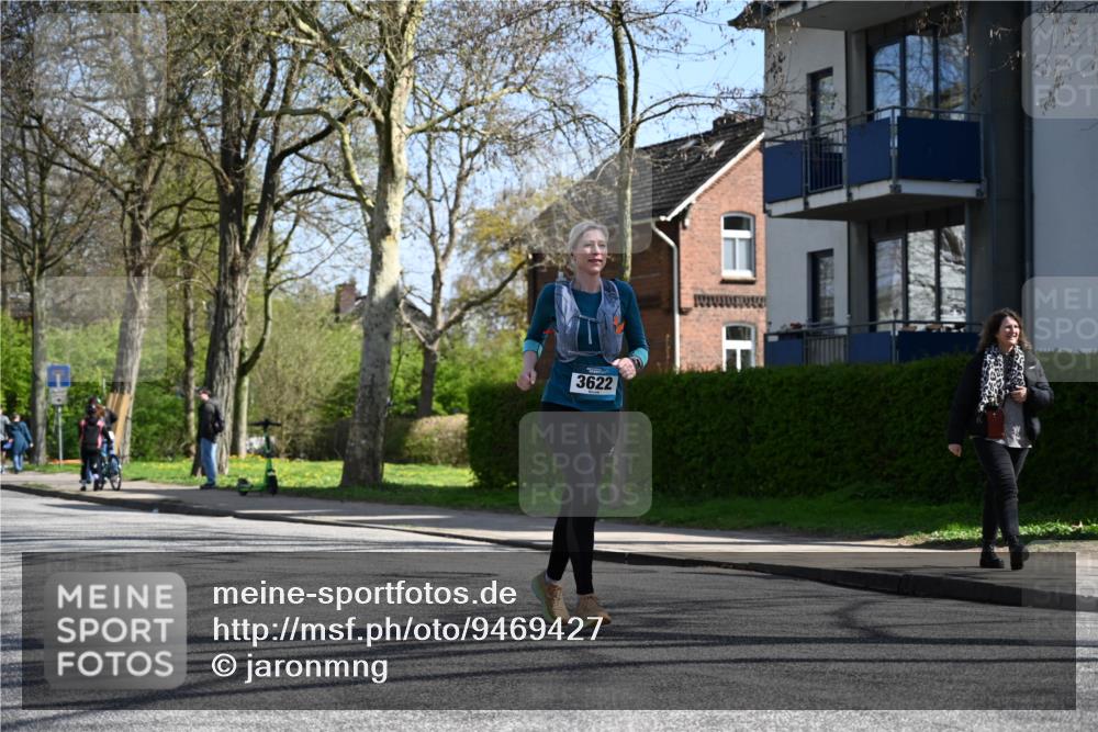 12.04.2026 - 45. Internationalen Wilhelmsburger Insellauf J. Mangold http://msf.ph/oto/9469427 12.04.2026 11:16:51 Ziel 5756, 3891, 4590, 2828, 2823, 3622, 3080, 2597, 4136 meine-sportfotos.de