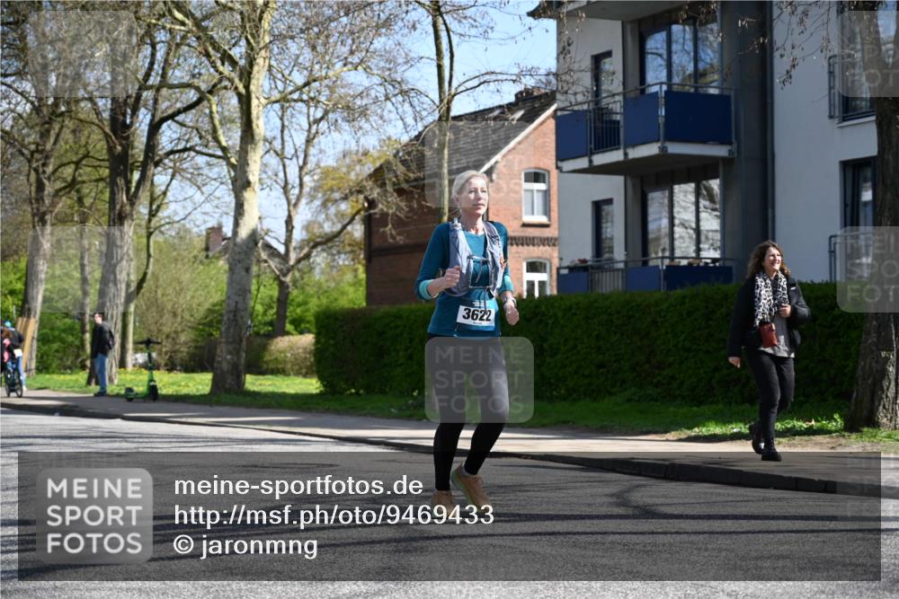 12.04.2026 - 45. Internationalen Wilhelmsburger Insellauf J. Mangold http://msf.ph/oto/9469433 12.04.2026 11:16:51 Ziel 5756, 3891, 4590, 2828, 2823, 3622, 3080, 2597, 4136 meine-sportfotos.de