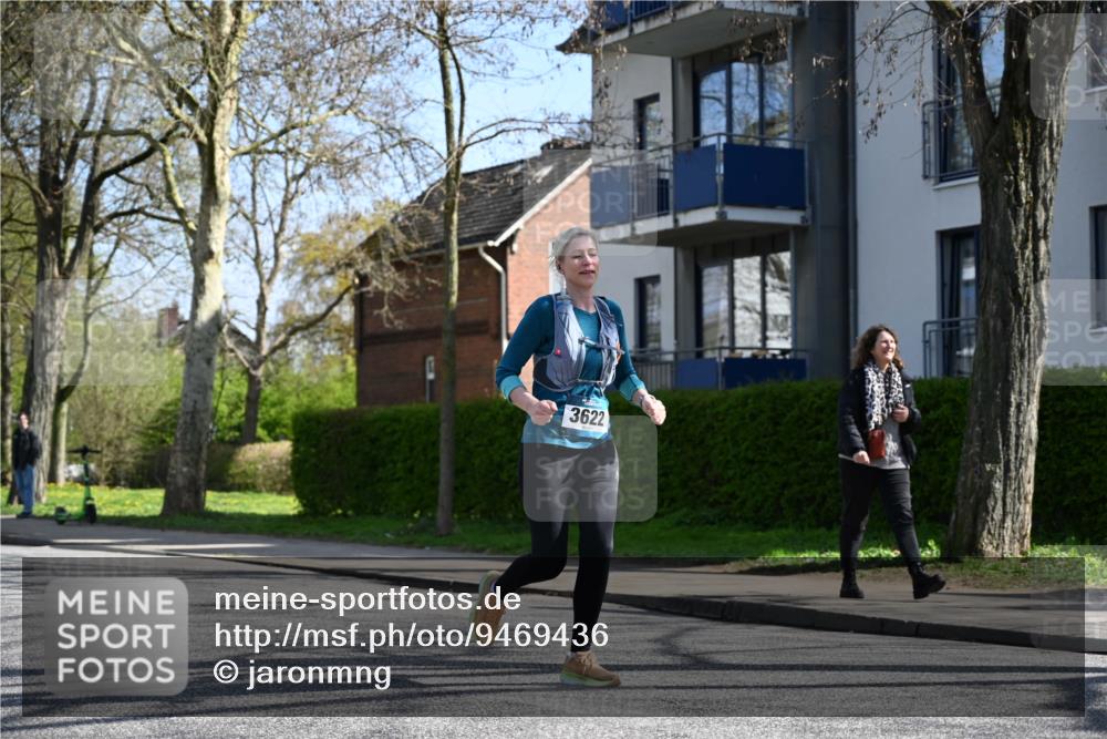12.04.2026 - 45. Internationalen Wilhelmsburger Insellauf J. Mangold http://msf.ph/oto/9469436 12.04.2026 11:16:51 Ziel 5756, 3891, 4590, 2828, 2823, 3622, 3080, 2597, 4136 meine-sportfotos.de