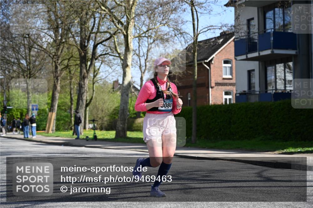 12.04.2026 - 45. Internationalen Wilhelmsburger Insellauf J. Mangold http://msf.ph/oto/9469463 12.04.2026 11:17:03 Ziel 3622, 3080, 2597, 4136, 2419, 2420, 2312, 2241 meine-sportfotos.de