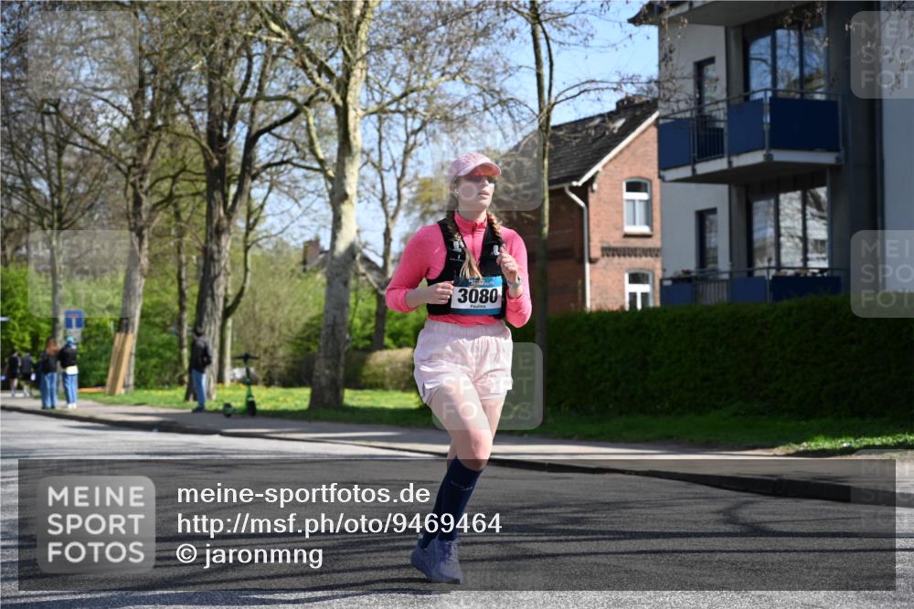 12.04.2026 - 45. Internationalen Wilhelmsburger Insellauf J. Mangold http://msf.ph/oto/9469464 12.04.2026 11:17:03 Ziel 3622, 3080, 2597, 4136, 2419, 2420, 2312, 2241 meine-sportfotos.de