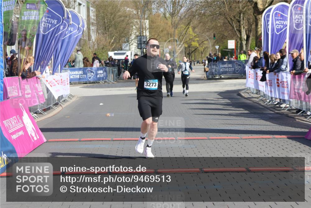 12.04.2026 - 45. Internationalen Wilhelmsburger Insellauf Strokosch-Dieckow http://msf.ph/oto/9469513 12.04.2026 11:23:51 Ziel 3273 meine-sportfotos.de