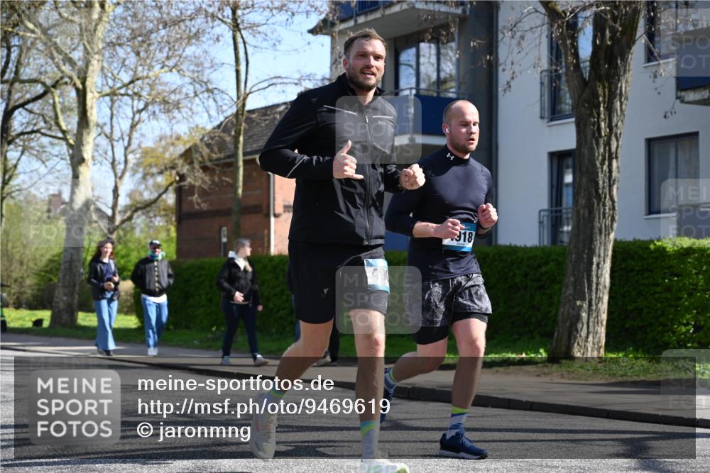 12.04.2026 - 45. Internationalen Wilhelmsburger Insellauf J. Mangold http://msf.ph/oto/9469619 12.04.2026 11:18:00 Ziel 2807, 4191, 4786, 3435, 2240, 5700, 4902, 4918, 2806, 4582, 4586, 2385 meine-sportfotos.de