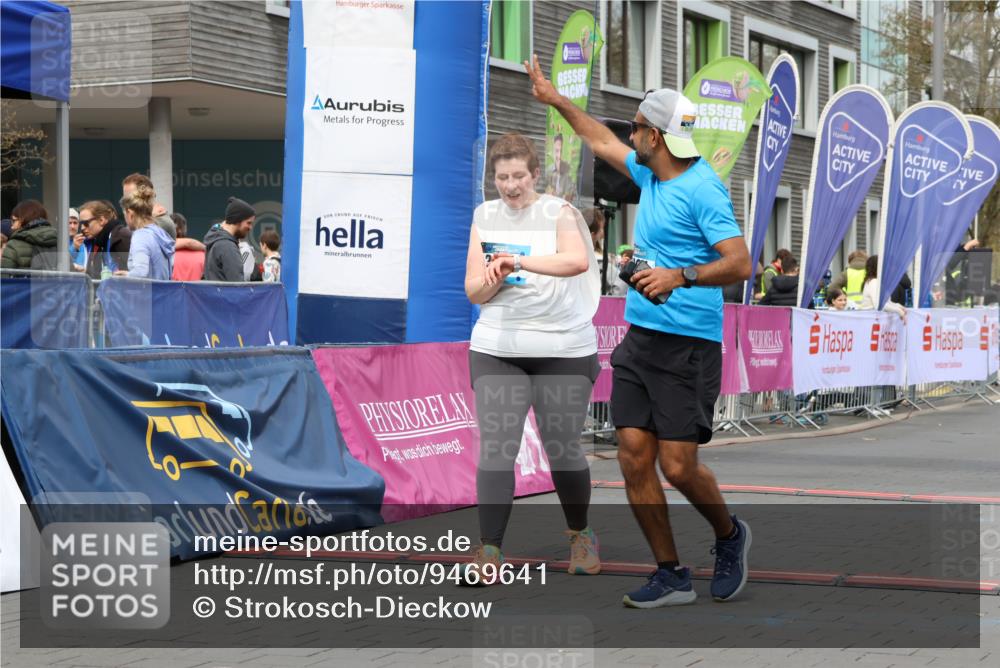 12.04.2026 - 45. Internationalen Wilhelmsburger Insellauf Strokosch-Dieckow http://msf.ph/oto/9469641 12.04.2026 13:40:01 Ziel 4001, 3477 meine-sportfotos.de
