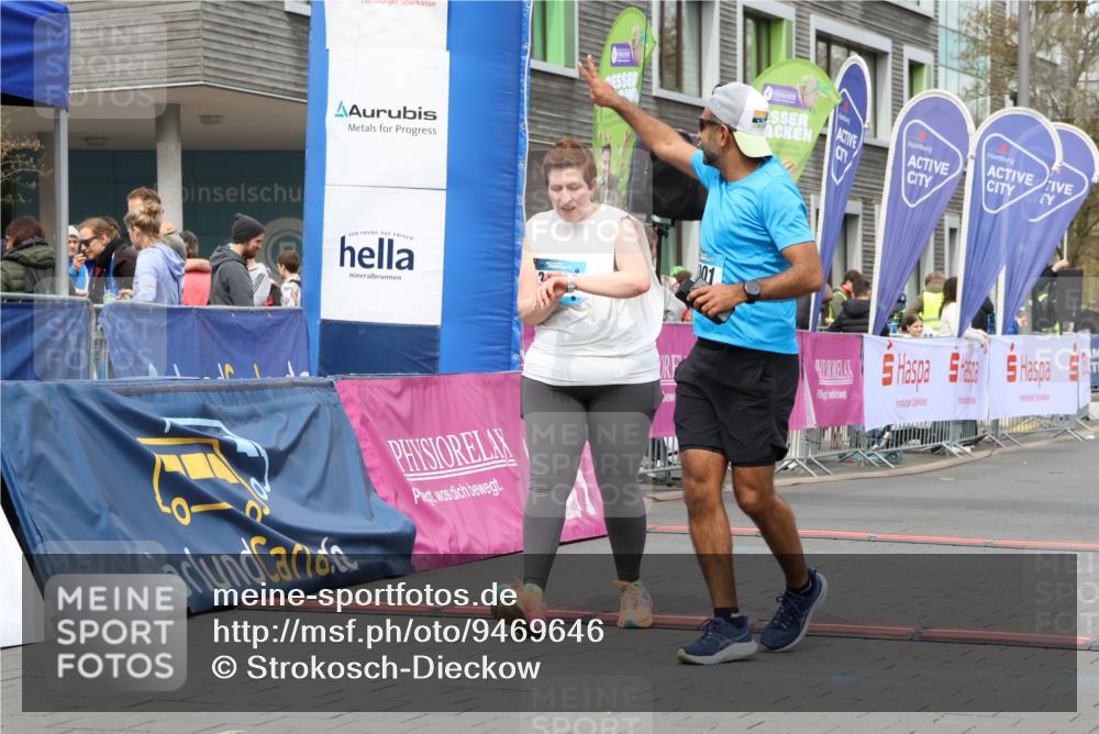 12.04.2026 - 45. Internationalen Wilhelmsburger Insellauf Strokosch-Dieckow http://msf.ph/oto/9469646 12.04.2026 13:40:00 Ziel 4001, 3477 meine-sportfotos.de