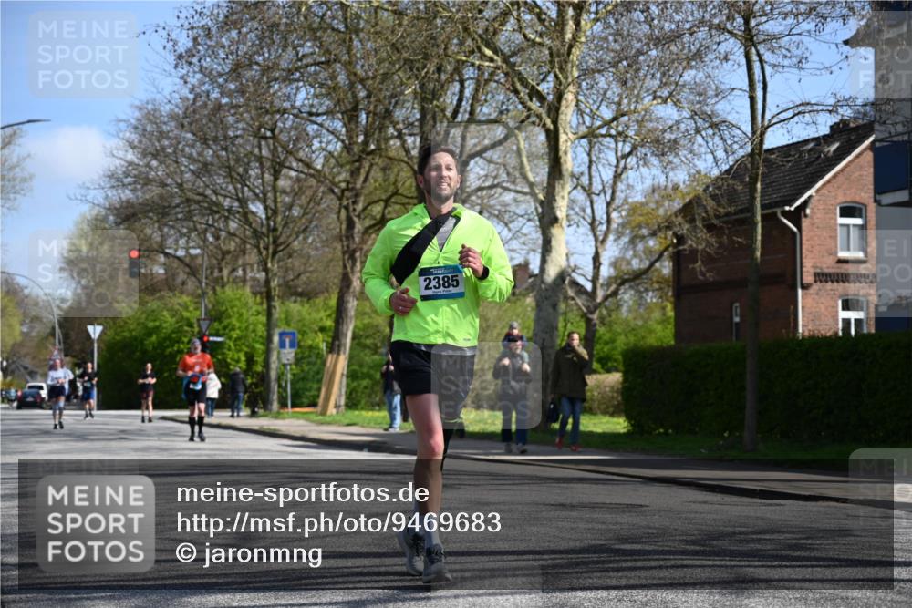 12.04.2026 - 45. Internationalen Wilhelmsburger Insellauf J. Mangold http://msf.ph/oto/9469683 12.04.2026 11:18:20 Ziel 2806, 4582, 4586, 2385, 3633, 3096, 3421, 2322, 4148, 4147, 3104, 4151 meine-sportfotos.de