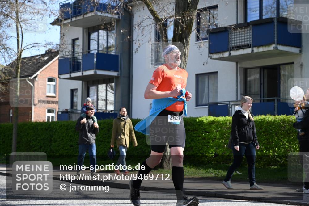 12.04.2026 - 45. Internationalen Wilhelmsburger Insellauf J. Mangold http://msf.ph/oto/9469712 12.04.2026 11:18:31 Ziel 2806, 4582, 4586, 2385, 3633, 3096, 3421, 2322, 4148, 4147, 3104, 4151, 2960 meine-sportfotos.de