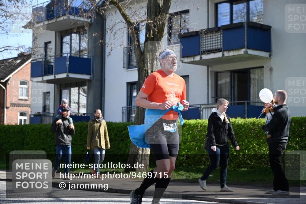 12.04.2026 - 45. Internationalen Wilhelmsburger Insellauf J. Mangold http://msf.ph/oto/9469715 12.04.2026 11:18:31 Ziel 2806, 4582, 4586, 2385, 3633, 3096, 3421, 2322, 4148, 4147, 3104, 4151, 2960 meine-sportfotos.de
