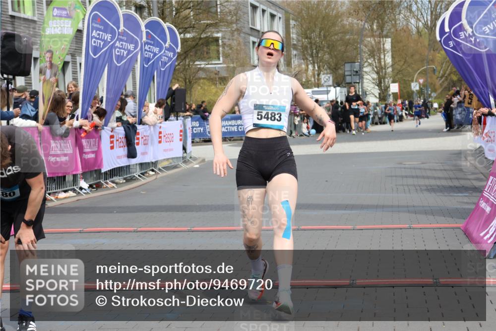 12.04.2026 - 45. Internationalen Wilhelmsburger Insellauf Strokosch-Dieckow http://msf.ph/oto/9469720 12.04.2026 12:50:36 Ziel 5280, 5483 meine-sportfotos.de