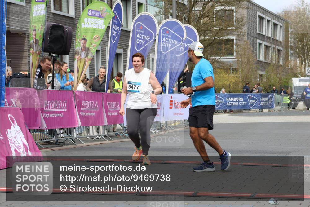 12.04.2026 - 45. Internationalen Wilhelmsburger Insellauf Strokosch-Dieckow http://msf.ph/oto/9469738 12.04.2026 13:39:57 Ziel 4001, 3477 meine-sportfotos.de