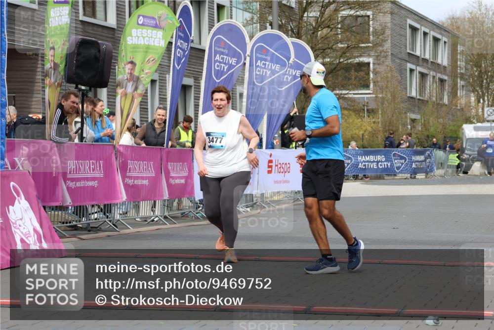 12.04.2026 - 45. Internationalen Wilhelmsburger Insellauf Strokosch-Dieckow http://msf.ph/oto/9469752 12.04.2026 13:39:57 Ziel 4001, 3477 meine-sportfotos.de
