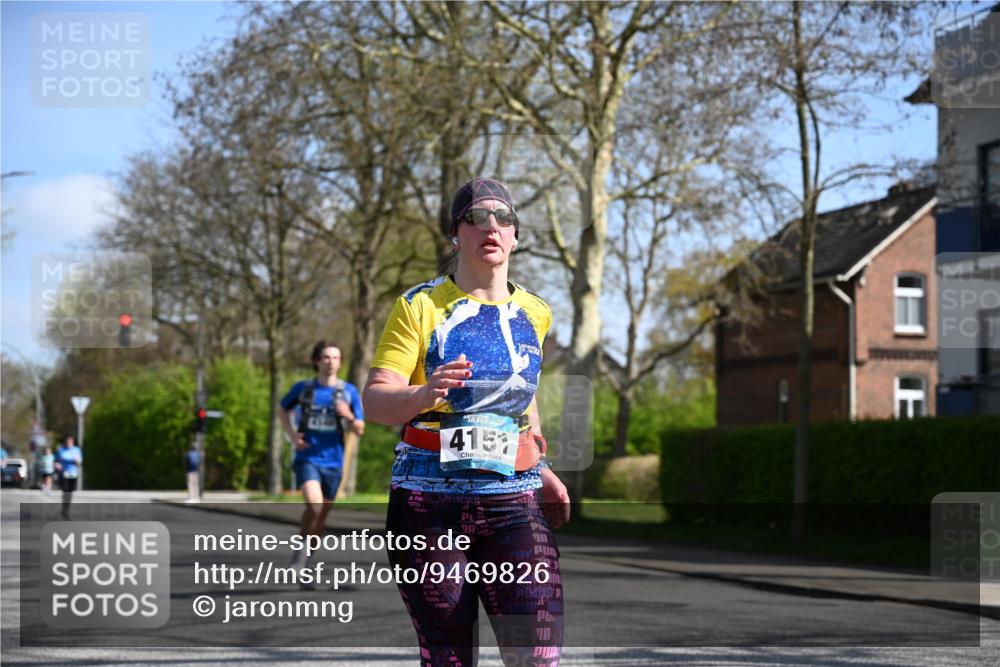 12.04.2026 - 45. Internationalen Wilhelmsburger Insellauf J. Mangold http://msf.ph/oto/9469826 12.04.2026 11:18:42 Ziel 2385, 3633, 3096, 3421, 2322, 4148, 4147, 3104, 4151, 2960, 2471 meine-sportfotos.de