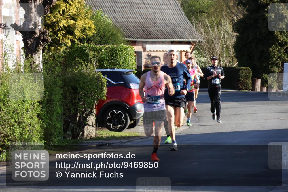12.04.2026 - 45. Internationalen Wilhelmsburger Insellauf Yannick Fuchs http://msf.ph/oto/9469850 12.04.2026 08:53:57 Laufen 4342, 77, 34, 5592 meine-sportfotos.de