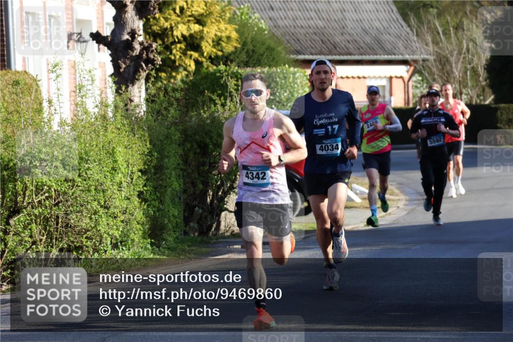 12.04.2026 - 45. Internationalen Wilhelmsburger Insellauf Yannick Fuchs http://msf.ph/oto/9469860 12.04.2026 08:53:58 Laufen 4342, 17, 4034, 2408, 5592 meine-sportfotos.de
