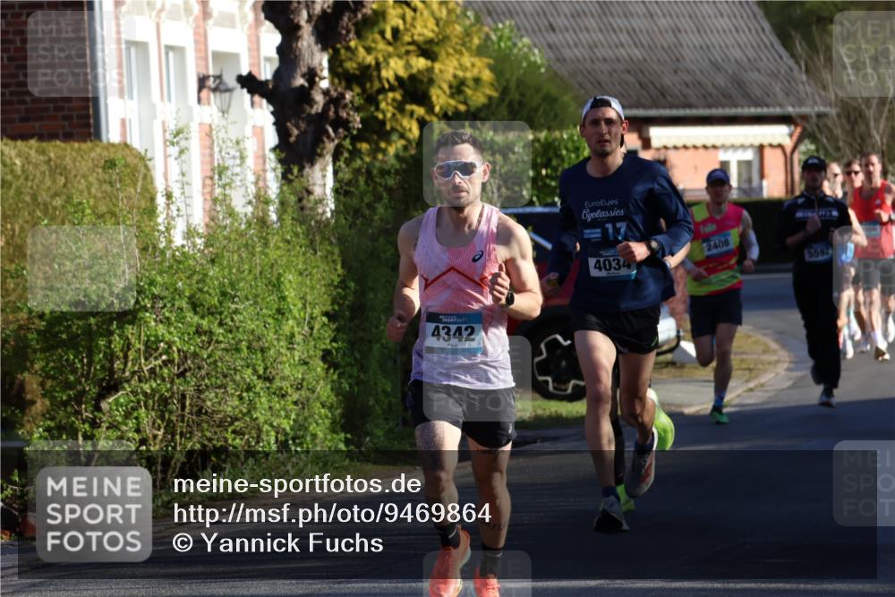 12.04.2026 - 45. Internationalen Wilhelmsburger Insellauf Yannick Fuchs http://msf.ph/oto/9469864 12.04.2026 08:53:59 Laufen 4342, 13, 4034, 2408, 5592 meine-sportfotos.de