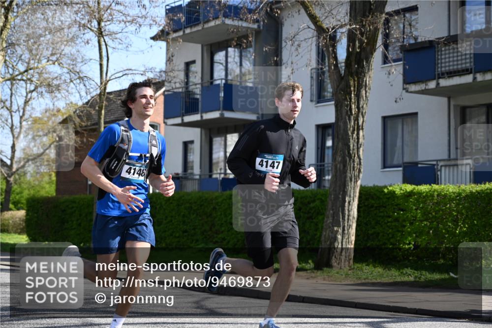 12.04.2026 - 45. Internationalen Wilhelmsburger Insellauf J. Mangold http://msf.ph/oto/9469873 12.04.2026 11:18:44 Ziel 3633, 3096, 3421, 2322, 4148, 4147, 3104, 4151, 2960, 2471, 2226, 5571 meine-sportfotos.de