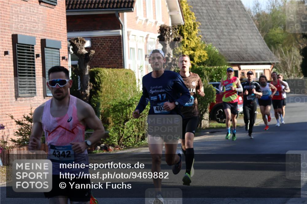 12.04.2026 - 45. Internationalen Wilhelmsburger Insellauf Yannick Fuchs http://msf.ph/oto/9469882 12.04.2026 08:54:01 Laufen 4342, 17, 403, 240, 5592 meine-sportfotos.de